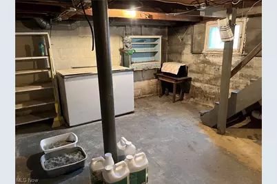 911 Grandview Avenue, New Matamoras, OH 45767 - Photo 32