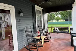 911 Grandview Ave, New Matamoras, OH 45767 - Photo 4