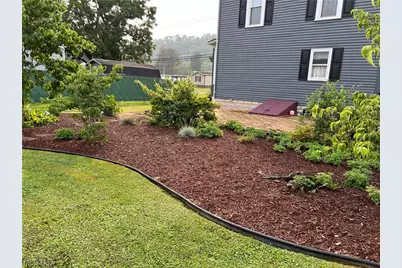 911 Grandview Avenue, New Matamoras, OH 45767 - Photo 6