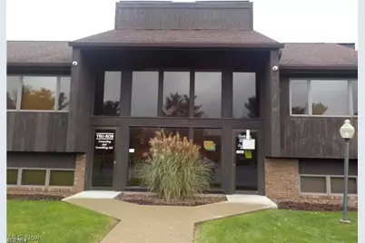 1100 Brandywine Boulevard #Unit 3, Zanesville, OH 43701 - Photo 1