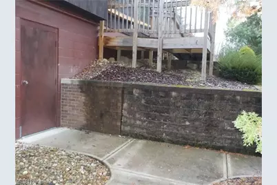 1100 Brandywine Boulevard #Unit 8, Zanesville, OH 43701 - Photo 6