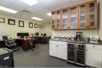 250, 250 1/2, 252, 252 1/ Front, Marietta, OH 45750 - Photo 16