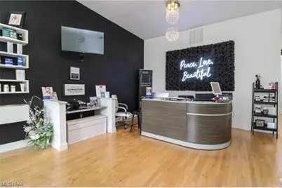 250, 250 1/2, 252, 252 1/ Front, Marietta, OH 45750 - Photo 18