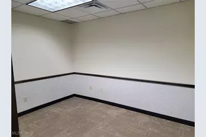 1225-B Woodlawn Avenue, Cambridge, OH 43725 - Photo 4