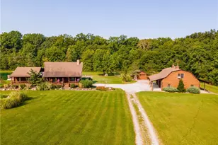 1491 Vesta Rd, Wakeman, OH 44889 - Photo 2