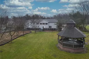 17892 Chillicothe Rd, Chagrin Falls, OH 44023 - Photo 16