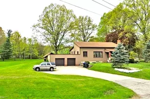 532 Portage Trail Extension W, Cuyahoga Falls, OH 44223 - Photo 1