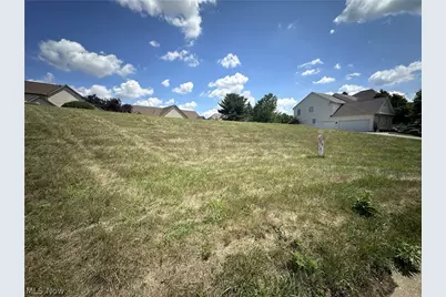 Stoneywood Circle NW, Canton, OH 44718 - Photo 1