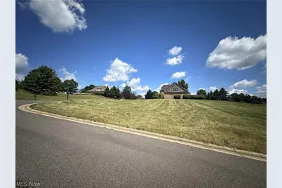 Bertram Avenue NW, Canton, OH 44718 - Photo 2