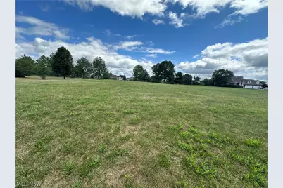 Glengarry Avenue NW, Canton, OH 44718 - Photo 2