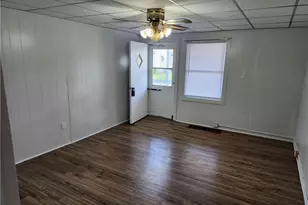 52 E 37th St, Shadyside, OH 43947 - Photo 2