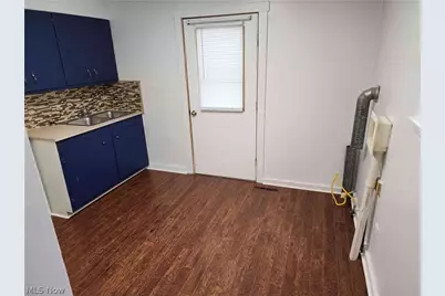 52 E 37th Street, Shadyside, OH 43947 - Photo 14