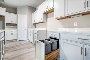 9264 Sharrott Rd, Poland, OH 44514 - Photo 24