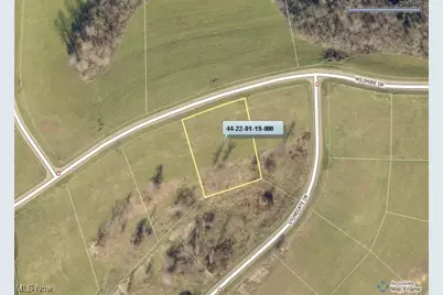 5050 Wilshire Drive, Zanesville, OH 43701 - Photo 2