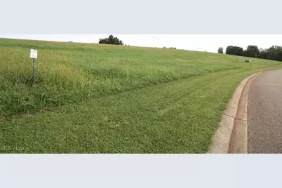 5285 Stonegate Drive, Zanesville, OH 43701 - Photo 1