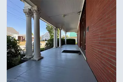 136 E Walnut Street, Barnesville, OH 43713 - Photo 8