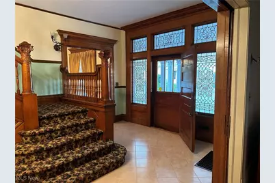 136 E Walnut Street, Barnesville, OH 43713 - Photo 10