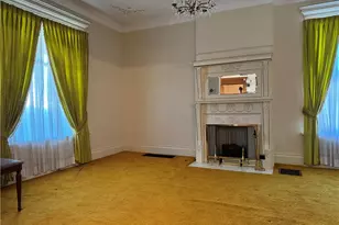 136 E Walnut St, Barnesville, OH 43713 - Photo 14