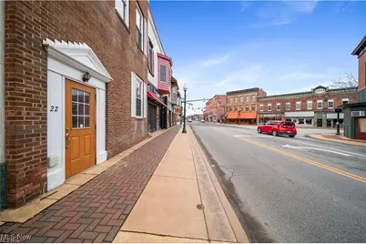 22 E Main Street, Geneva, OH 44041 - Photo 1