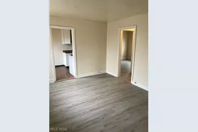 1875 Forest Hills Boulevard, Loveland, OH 44112 - Photo 6