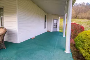 54360 Mt Victory Rd, Powhatan Point, OH 43942 - Photo 10