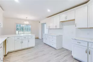 153 Royal Troon, Warren, OH 44484 - Photo 4