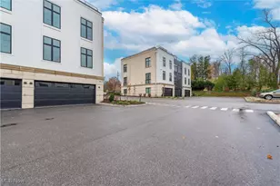 22728 Lake Rd, Rocky River, OH 44116 - Photo 36