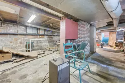 18061 Derr Avenue, Beloit, OH 44609 - Photo 24