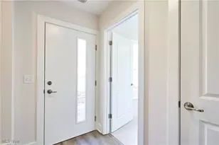 596 Mull Ave, Akron, OH 44313 - Photo 28