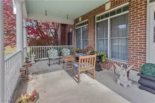 128 Willow Springs Dr, Wellsburg, WV 26070 - Photo 4