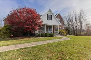128 Willow Springs Dr, Wellsburg, WV 26070 - Photo 2