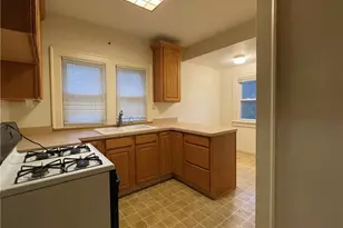 21950 Euclid Ave, Euclid, OH 44117 - Photo 6