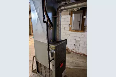 21950 Euclid Avenue, Euclid, OH 44117 - Photo 20