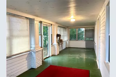 21950 Euclid Avenue, Euclid, OH 44117 - Photo 2