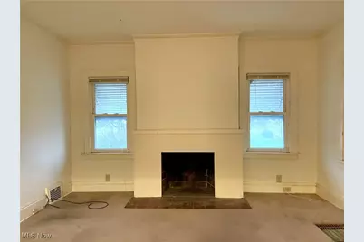 21950 Euclid Avenue, Euclid, OH 44117 - Photo 4