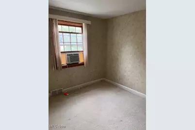 605 Bond Street, Dover, OH 44622 - Photo 6