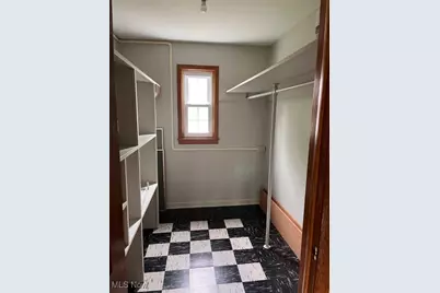 605 Bond Street, Dover, OH 44622 - Photo 10