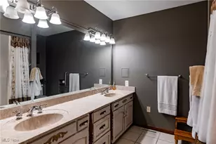 72 W Wildwood Dr, Parkersburg, WV 26101 - Photo 22