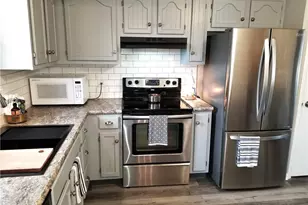 109 Meadowfield Ct, Elyria, OH 44035 - Photo 8