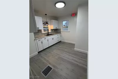 4258 Mahoning Avenue, Youngstown, OH 44515 - Photo 10