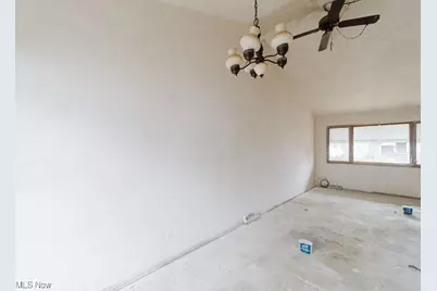 596 Terrace Plaza, Willowick, OH 44095 - Photo 8