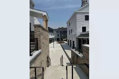 1300 Weathervane Lane #319, Akron, OH 44313 - Photo 8