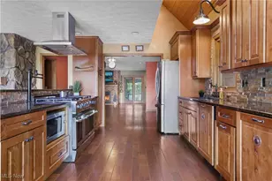 810 Mt Pleasant St NW, Clinton, OH 44216 - Photo 8