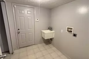 4390 Sexton Rd, Loveland, OH 44105 - Photo 18