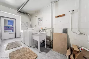 30050 Euclid Ave, Wickliffe, OH 44092 - Photo 20