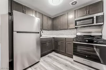 30050 Euclid Avenue #A2, Wickliffe, OH 44092 - Photo 4