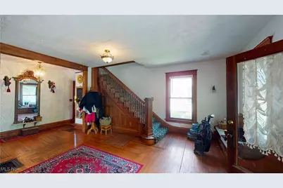 525 E 2nd Street, Port Clinton, OH 43452 - Photo 4