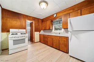 2335 Greensburg Rd, North Canton, OH 44720 - Photo 14