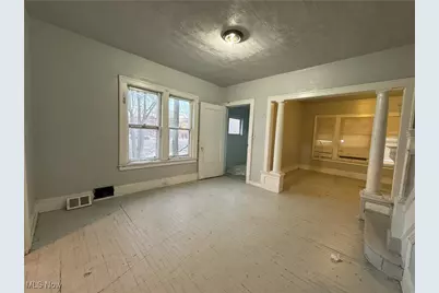 13809 Earlwood Road, Loveland, OH 44110 - Photo 2