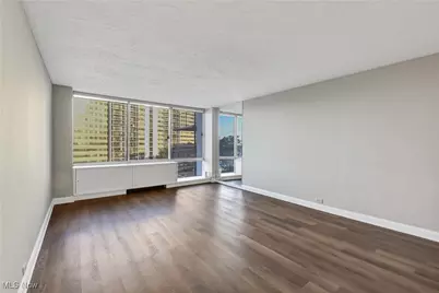 12700 Lake Avenue #801, Oakwood, OH 44107 - Photo 10